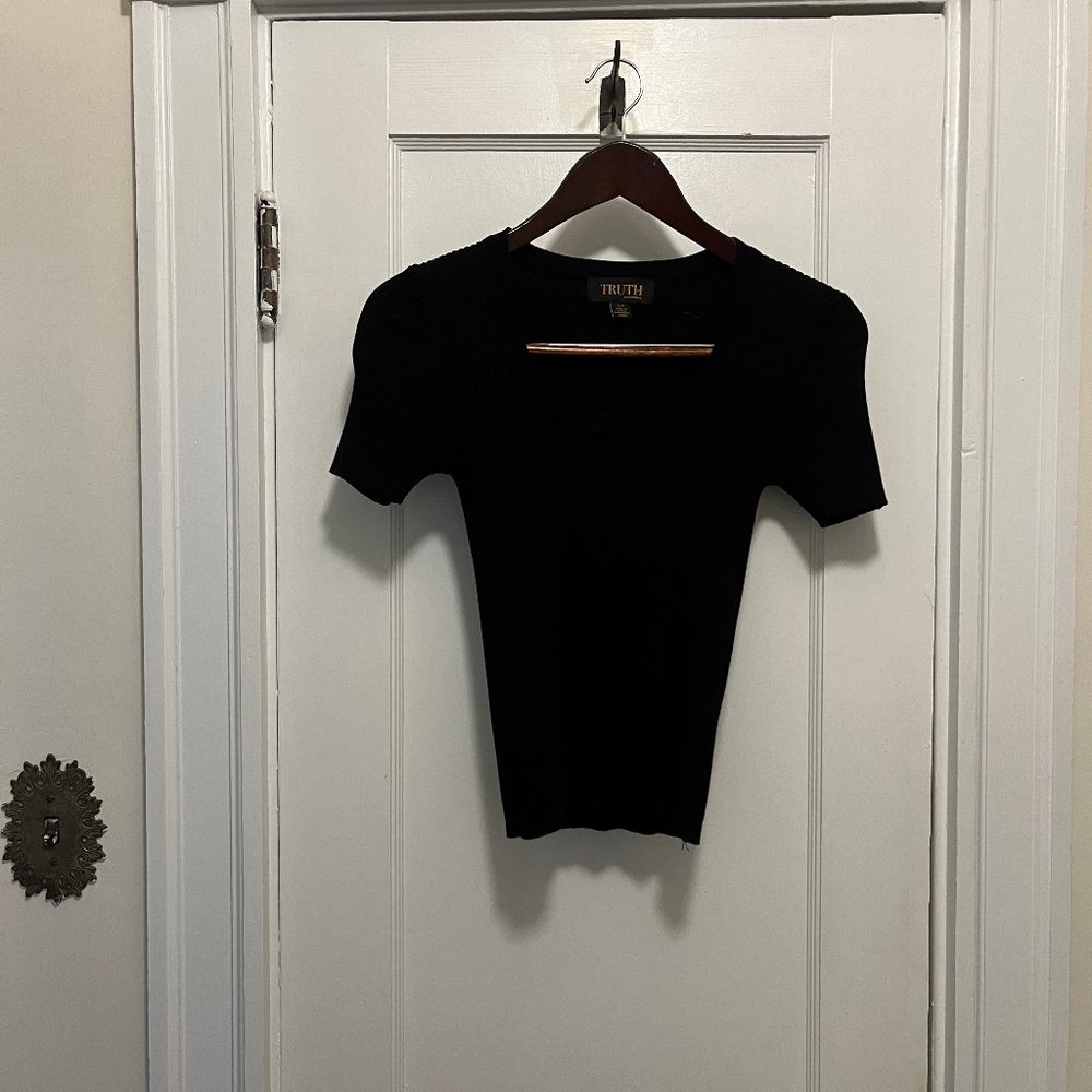 Wide-Ribbed Scoop Neck Short-Sleeve Top